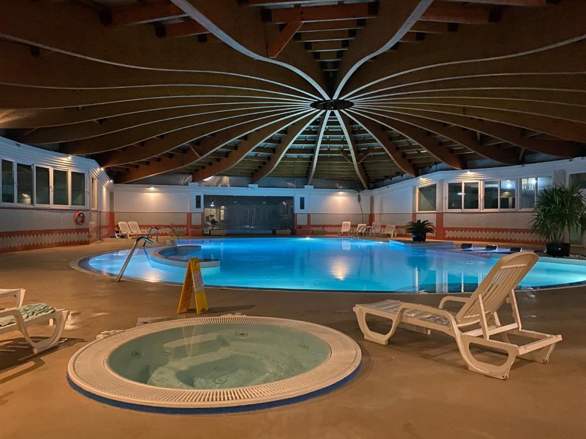 Mar De Ouro Beach House Патайас Екстериор снимка